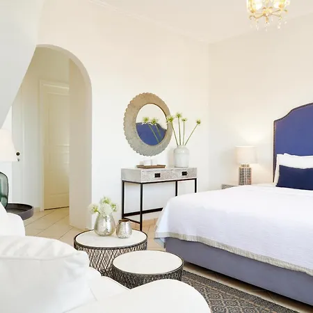 Old Town Luxury 'madame'